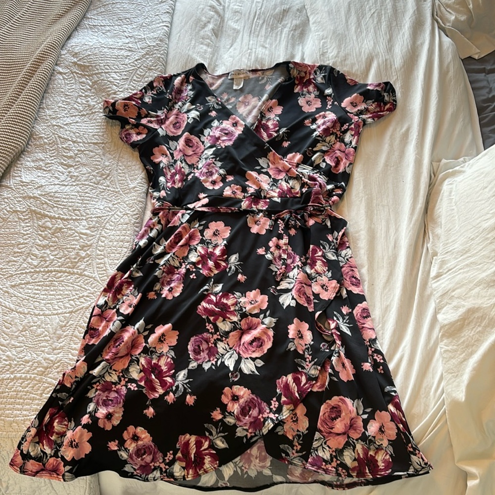 Plus Size Floral Dress - Never Worn